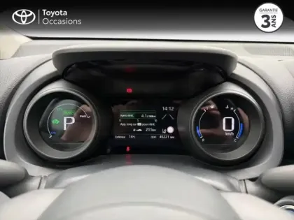 Photo 13 Toyota Yaris  116h Design 5p MY22