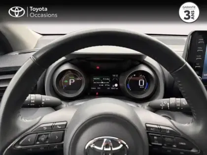 Photo 12 Toyota Yaris  116h Design 5p MY22