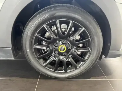 Photo 8 Mini Mini  Cooper SE 184ch Edition Premium BVA 5CV