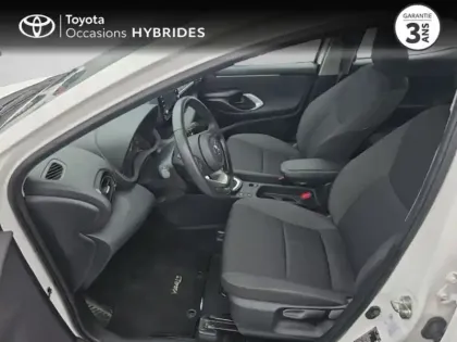 Photo 10 Toyota Yaris  116h Dynamic 5p MY22