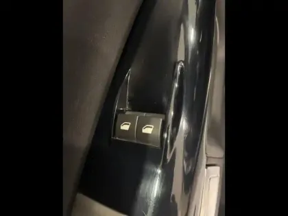 Photo 14 Citroën C4  Cactus PureTech 130ch S&S Shine EAT6 E6.d