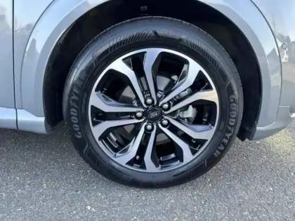 Photo 11 Ford Puma  1.0 Flexifuel 125ch S&S mHEV ST-Line