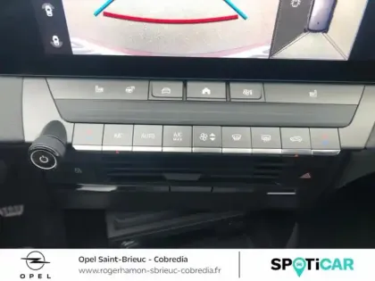 Photo 14 Opel Astra  1.2 Turbo 130ch GS