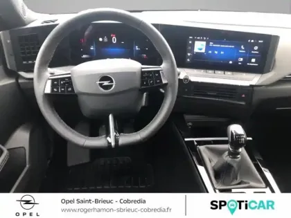 Photo 7 Opel Astra  1.2 Turbo 130ch GS