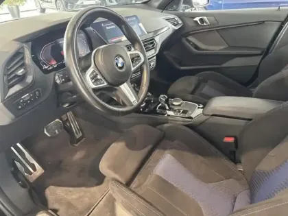 Photo 18 BMW Serie 1 Gén. III (F40) Ph2 M Performance 5