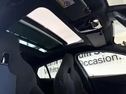 Photo 28 BMW Serie 1 Gén. III (F40) Ph2 M Performance 5