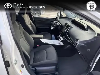 Photo 5 Toyota Prius Gén. IV Ph1 Dynamic 5