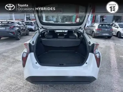 Photo 9 Toyota Prius Gén. IV Ph1 Dynamic 5