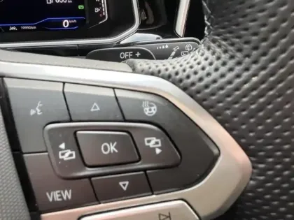 Photo 10 Volkswagen T-roc  1.5 TSI Evo2 150ch R-Line Edition DSG7