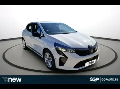 Photo 7 Renault Clio  1.6 E-Tech 145ch full hybrid Evolution