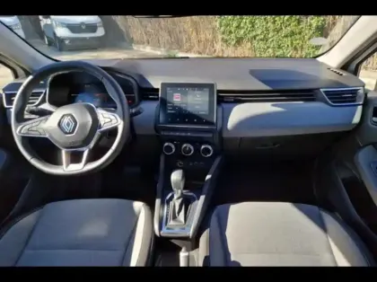 Photo 8 Renault Clio  1.6 E-Tech 145ch full hybrid Evolution