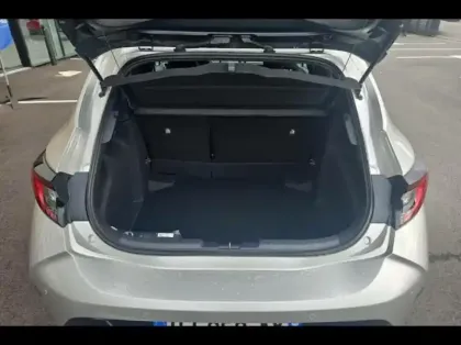 Photo 8 Toyota Corolla  1.8 140ch Design MY25