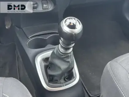 Photo 7 Toyota Yaris  110 VVT-i Dynamic 5p