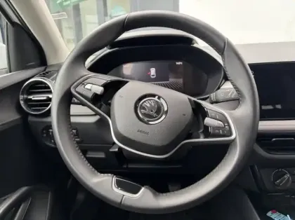 Photo 9 Skoda Fabia  1.0 TSI Evo2 95ch Selection