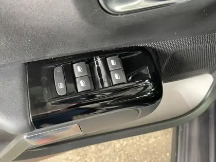 Photo 9 Citroën C3  1.2 PureTech 110ch S&S Saint James 121g