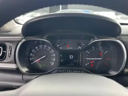 Photo 14 Citroën C3  1.2 PureTech 110ch S&S Saint James 121g