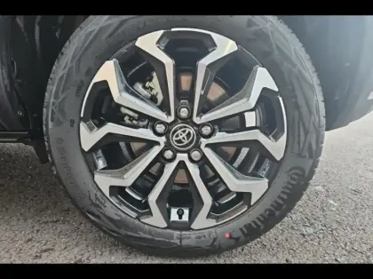 Photo 11 Toyota Yaris  Cross 130h Design MY25