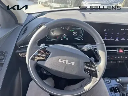 Photo 8 Kia Niro  1.6 GDi 138ch HEV Active DCT6