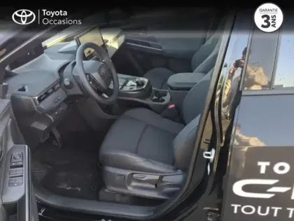 Photo 10 Toyota C-HR + 224ch 77kWh Design Grande Autonomie