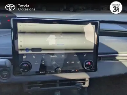 Photo 14 Toyota C-HR + 224ch 77kWh Design Grande Autonomie