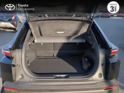 Photo 9 Toyota C-HR + 224ch 77kWh Design Grande Autonomie