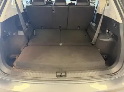 Photo 12 Volkswagen Tiguan  Allspace 2.0 TDI 150ch Carat DSG7 Euro6dT