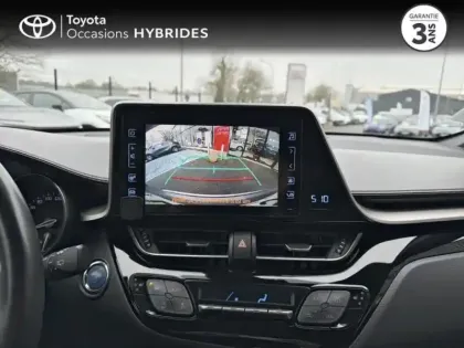 Photo 14 Toyota C-HR  122h Graphic 2WD E-CVT RC18