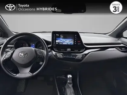 Photo 7 Toyota C-HR  122h Graphic 2WD E-CVT RC18