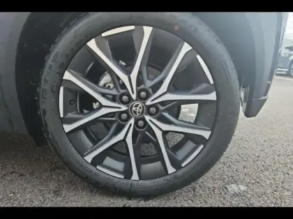 Photo 11 Toyota Aygo  X 116h GR Sport