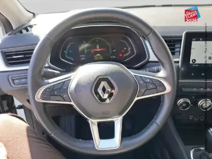 Photo 11 Renault Captur  1.6 E-Tech hybride 145ch Intens -21