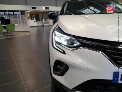 Photo 12 Renault Captur  1.6 E-Tech hybride 145ch Techno