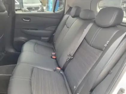 Photo 5 Nissan Leaf  150ch 40kWh N-Connecta 22