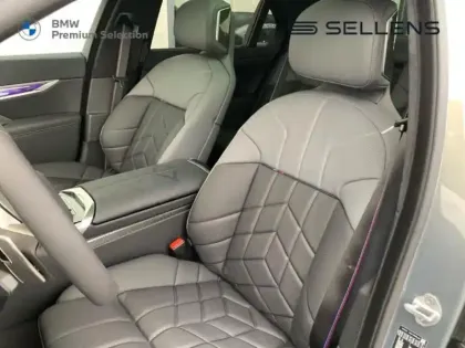 Photo 33 BMW Serie 7 Série 7 740dA xDrive 299ch M Sport