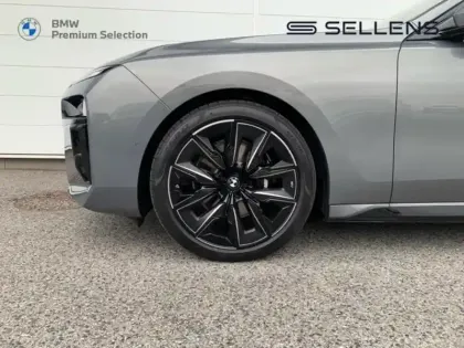 Photo 7 BMW Serie 7 Série 7 740dA xDrive 299ch M Sport