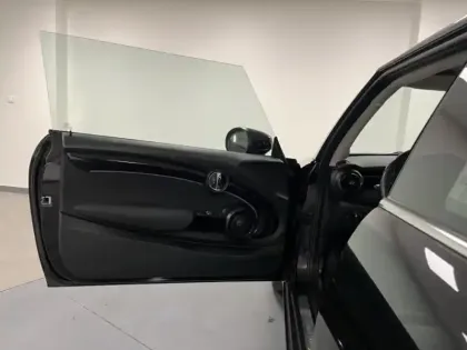 Photo 6 Mini Mini  Cooper SE 184ch Edition Premium Plus BVA 5CV