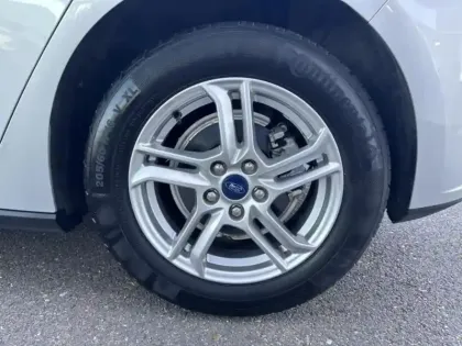 Photo 11 Ford Focus  1.5 EcoBlue 120ch Trend Business