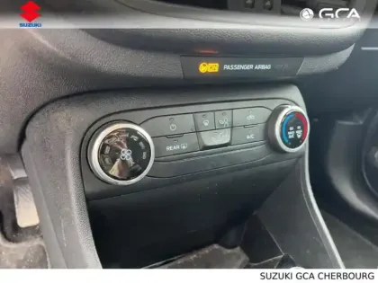 Photo 10 Ford Fiesta  1.0 EcoBoost 100ch Stop&Start Cool & Connect 5p Euro6.2