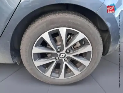 Photo 9 Renault Clio Gén. V (BJA) Ph1 NG Techno 5