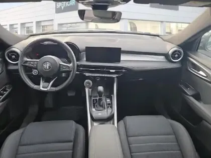 Photo 8 Alfa Romeo Tonale  1.3 PHEV 280ch Ti AT6 e-Q4