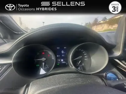 Photo 13 Toyota C-HR  1.8 Hybride 122ch Design E-CVT