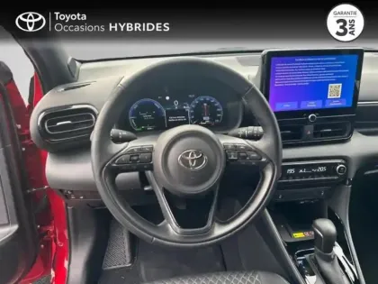 Photo 8 Toyota Yaris  116h Collection 5p MC24