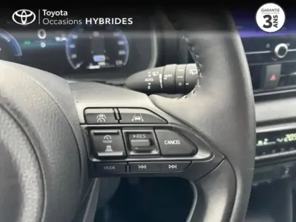 Photo 13 Toyota Yaris  116h Collection 5p MC24