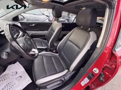 Photo 10 Kia Stonic  1.0 T-GDi 120ch ISG Premium DCT7 Euro6d-T