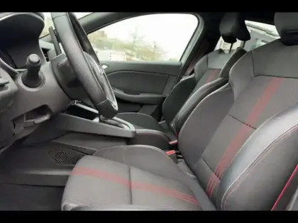 Photo 9 Renault Clio  1.6 E-Tech hybride 145ch RS Line