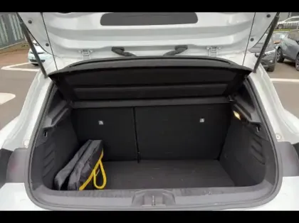 Photo 11 Renault Clio  1.6 E-Tech hybride 145ch RS Line