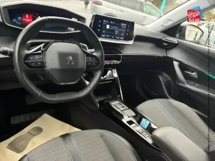 Photo 14 Peugeot 2008  1.2 PureTech 130ch S&S Allure Pack EAT8