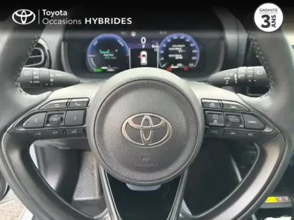 Photo 9 Toyota Yaris  130h Première 5p MC24