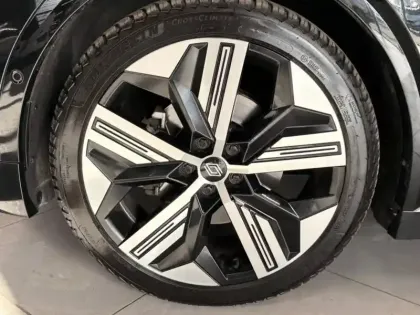 Photo 8 Renault Megane  E-Tech Electric EV60 220ch Iconic super charge -B