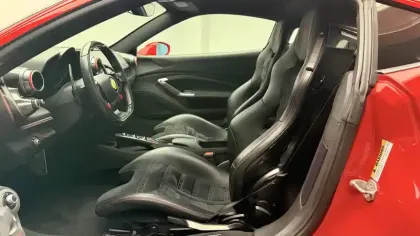 Photo 44 Ferrari F8  Tributo 3.9  V8 BiTurbo 720ch