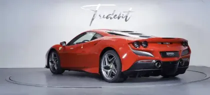 Photo 23 Ferrari F8  Tributo 3.9  V8 BiTurbo 720ch